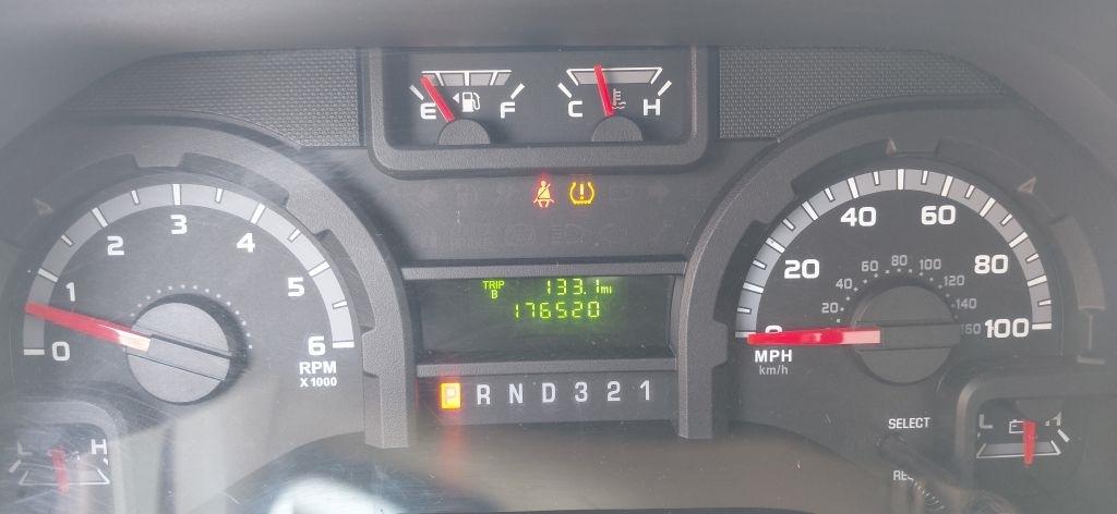 Ford Econoline E-350 Super Duty 2016