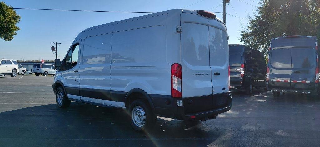 Ford Transit 250 Van Med. Roof w/Sliding Pass. 148-in. WB 2018