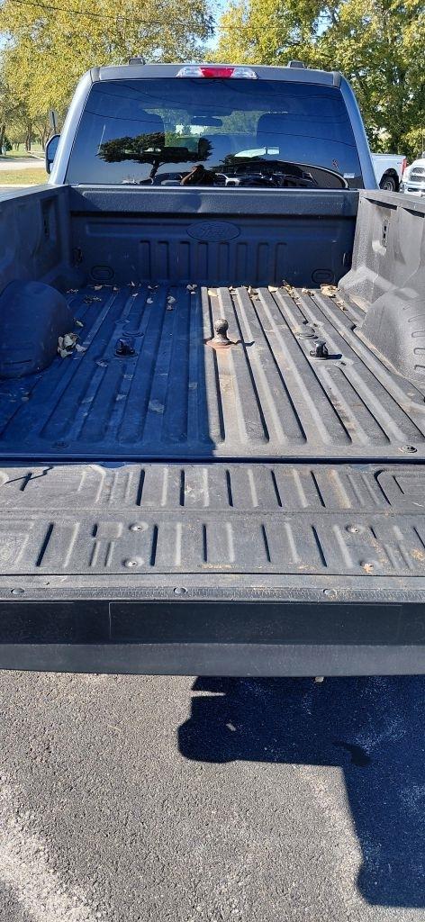 Ford F-350 SD XL Crew Cab Long Bed DRW 4WD 2026