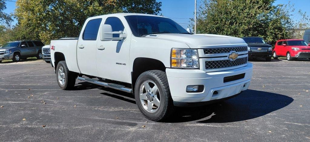 Chevrolet Silverado 2500HD LTZ Crew Cab 4WD 2013