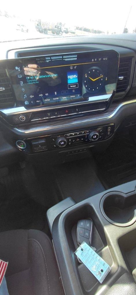 Chevrolet Silverado 2500HD LT Crew Cab Long Box 4WD 2024