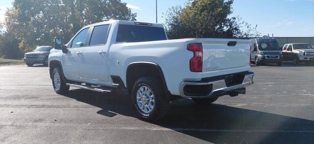 Chevrolet Silverado 2500HD LT Crew Cab Long Box 4WD 2024