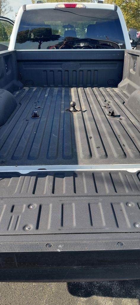 Ford F-350 SD XL Crew Cab Long Bed DRW 4WD 2026