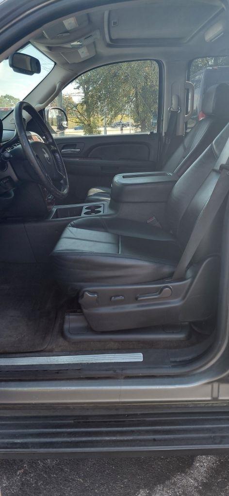 Chevrolet Suburban LTZ 1500 4WD 2008