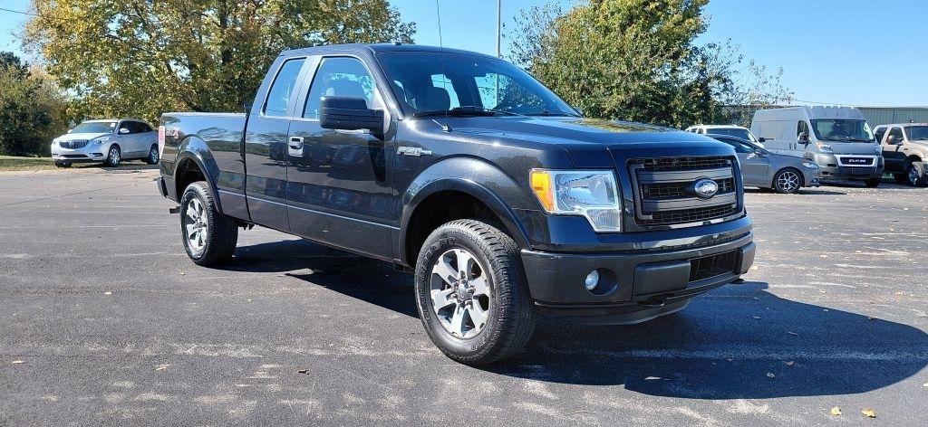 Ford F-150 XL SuperCab 8-ft. Bed 4WD 2014