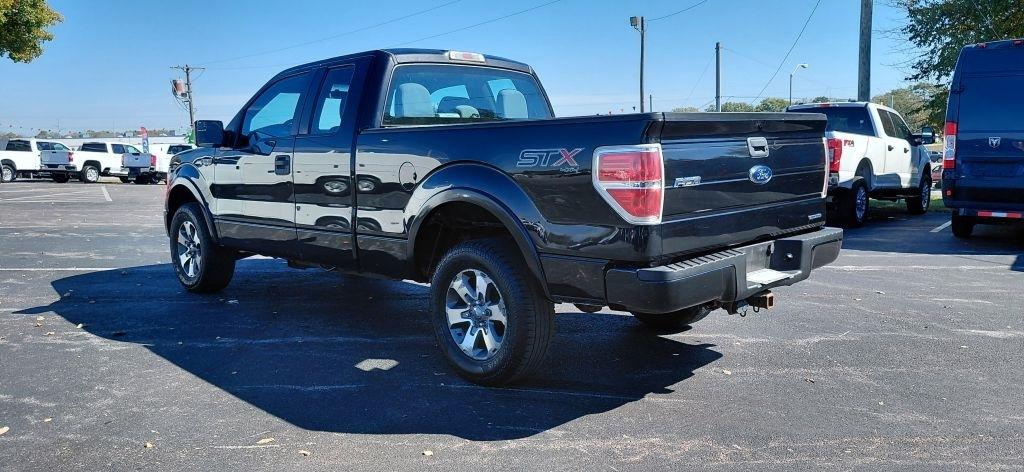 Ford F-150 XL SuperCab 8-ft. Bed 4WD 2014
