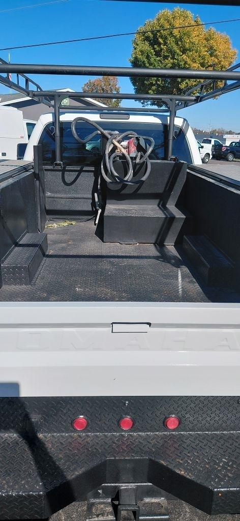 Ford F-350 SD XL Crew Cab Long Bed DRW 4WD 2013