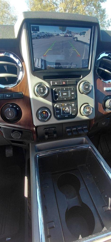 Ford F-350 SD King Ranch Crew Cab 4WD 2015