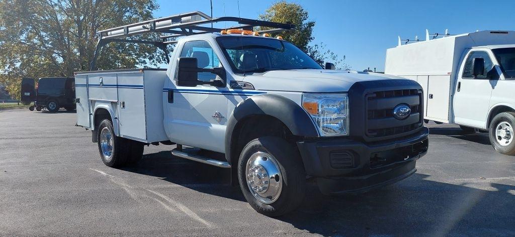 Ford F-550 Regular Cab DRW 2WD 2012