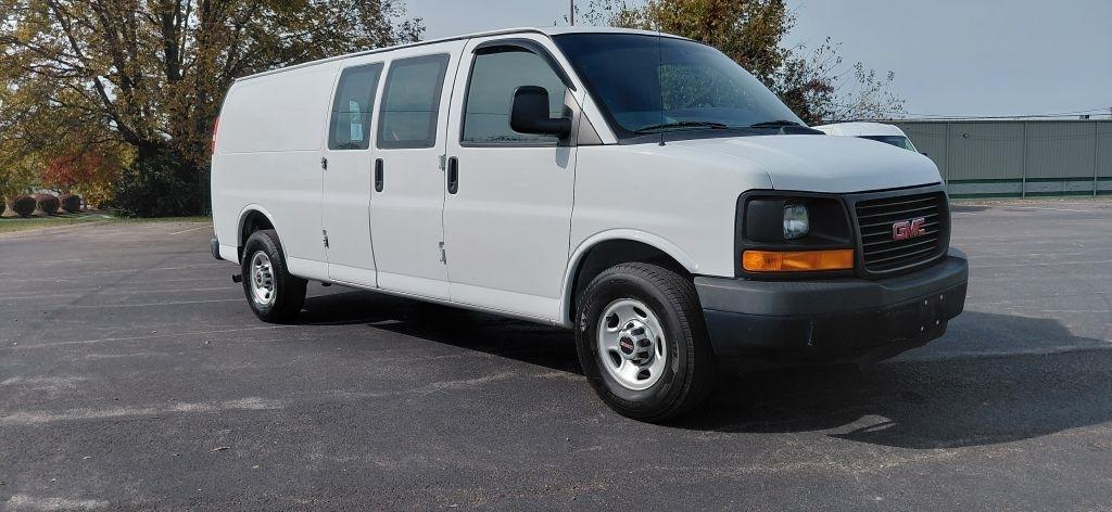 GMC Savana G3500 Extended Cargo 2014