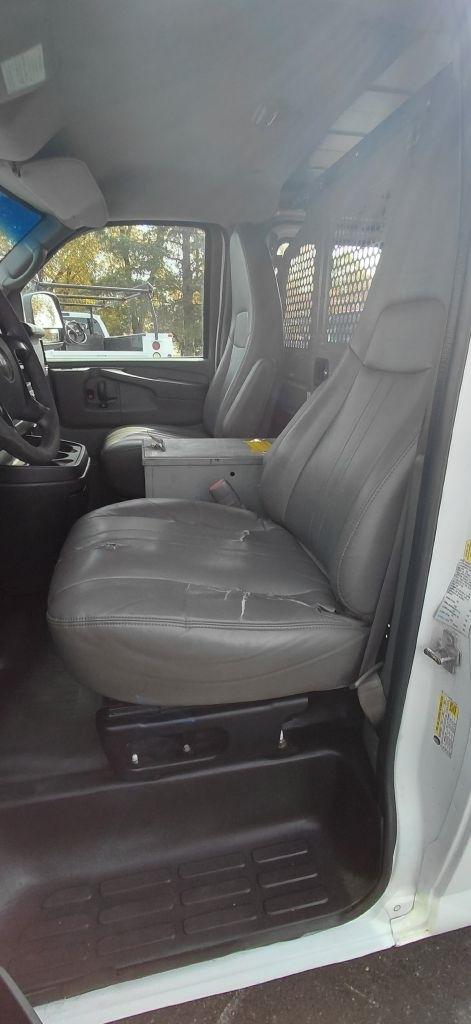 GMC Savana G3500 Extended Cargo 2014