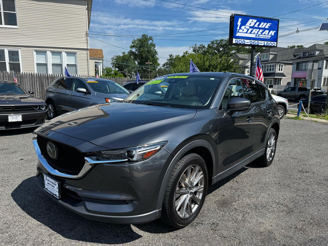 View vehicle photo 5