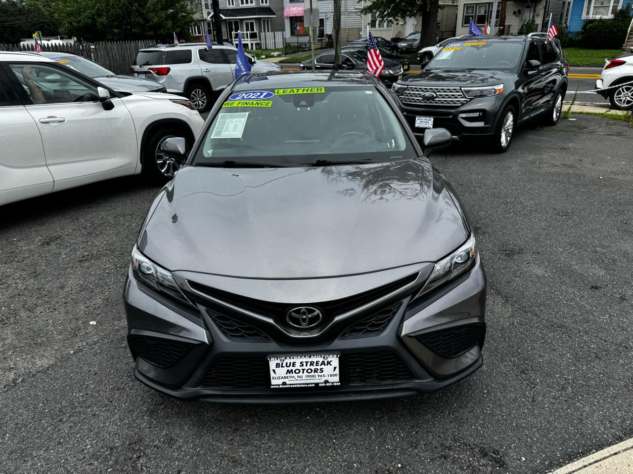 View vehicle photo 4
