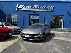 2024 Hyundai Elantra 