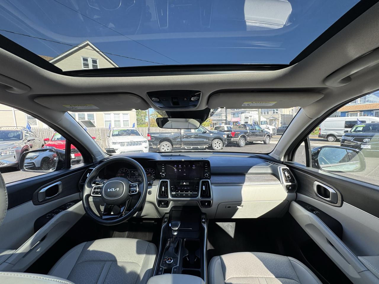 2022 Kia Sorento X-Line EX - Photo 24