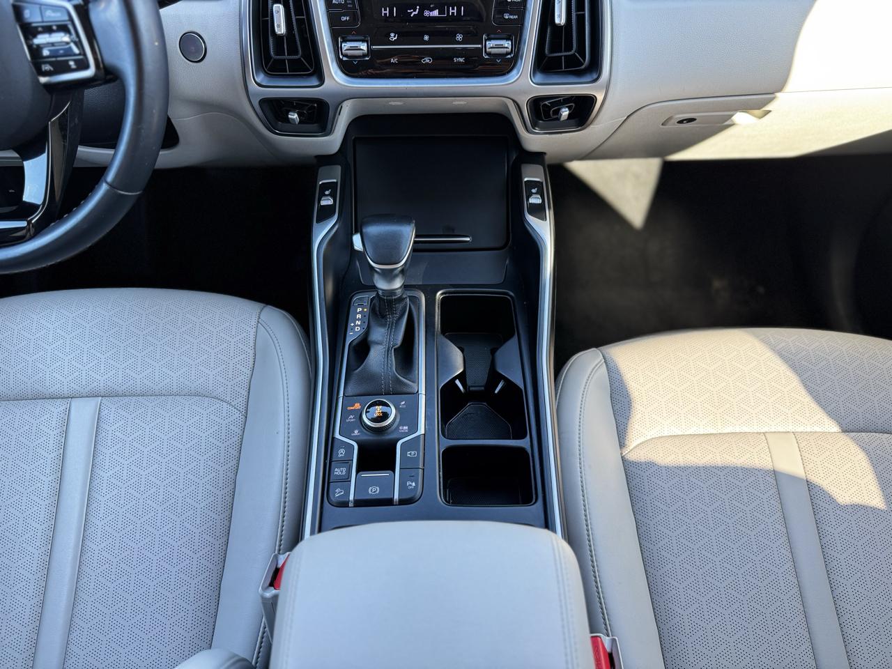 2022 Kia Sorento X-Line EX - Photo 26