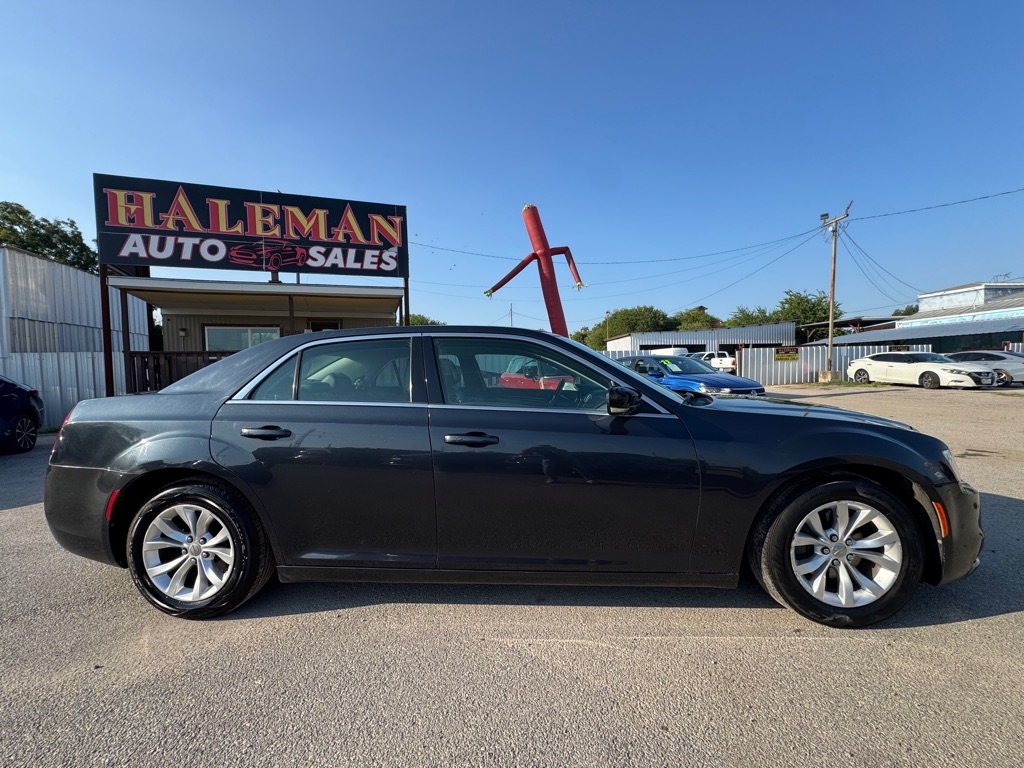 Chrysler 300 Limited RWD 2015 Chrysler 300 Limited RWD 2015