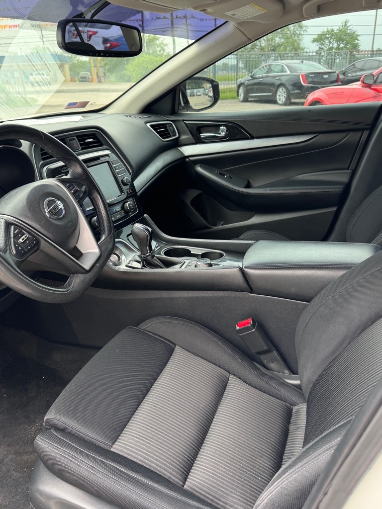 Nissan Maxima 3.5 S 2017 Nissan Maxima 3.5 S 2017