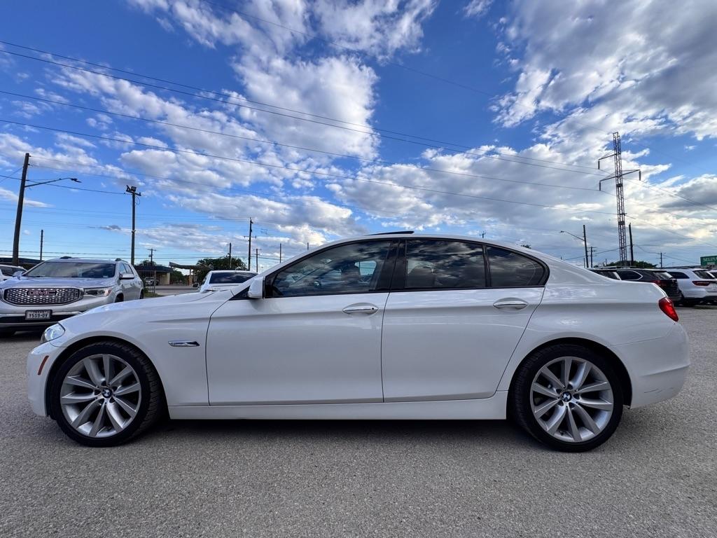 BMW 5-Series 535i 2011