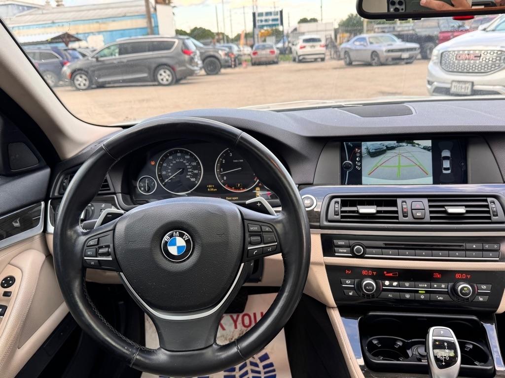 BMW 5-Series 535i 2011
