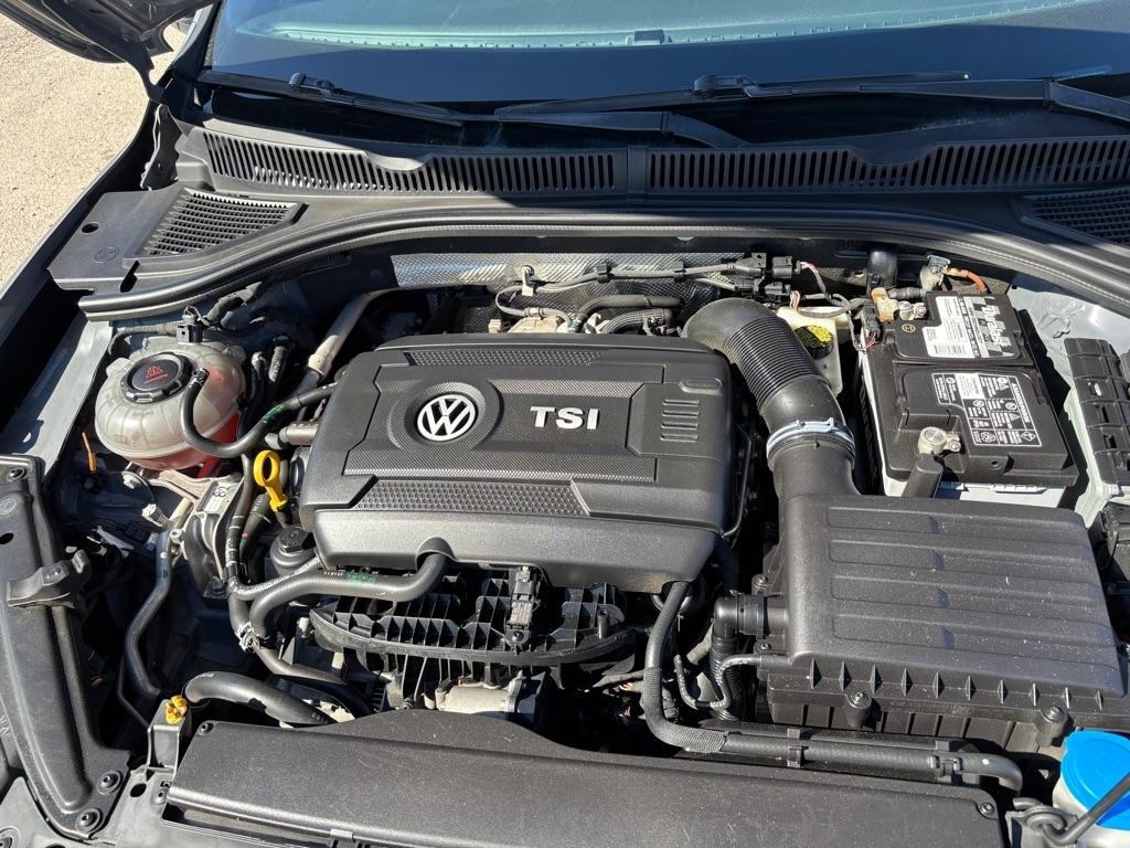 Volkswagen Jetta GLI S 7A 2019