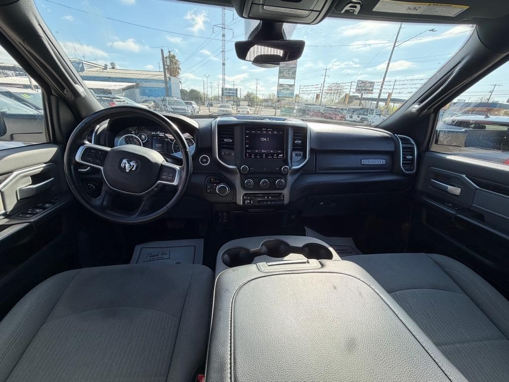 RAM 2500 Tradesman Crew Cab SWB 4WD 2021