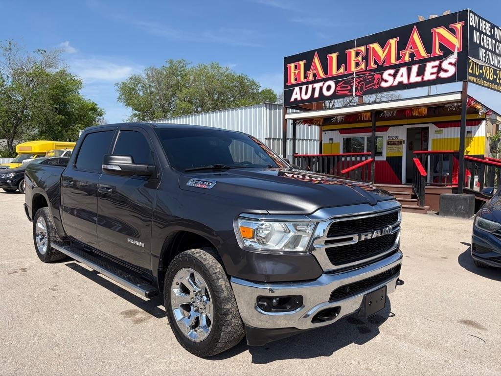 RAM 1500 Big Horn Crew Cab SWB 4WD 2022