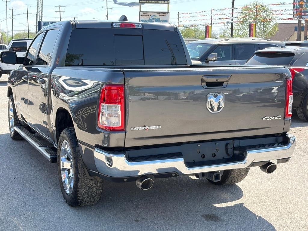 RAM 1500 Big Horn Crew Cab SWB 4WD 2022