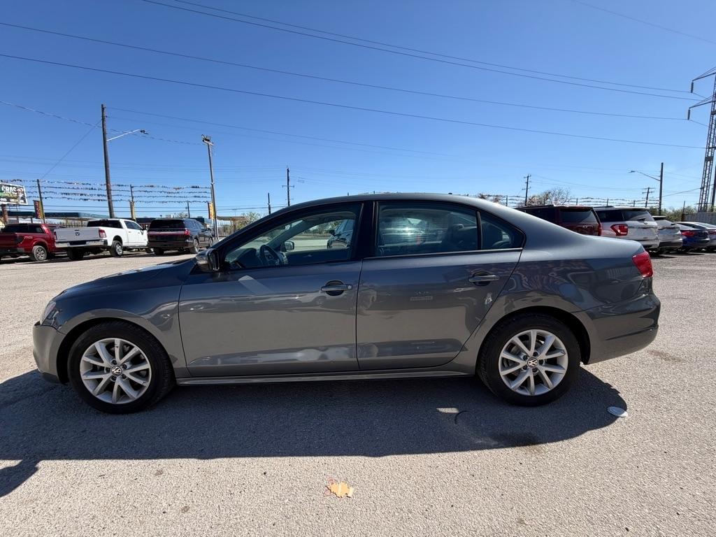 Volkswagen Jetta SE 2012