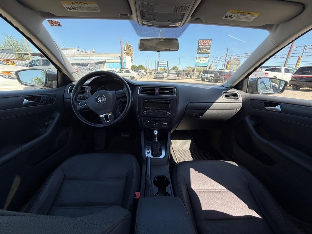 Volkswagen Jetta SE 2012