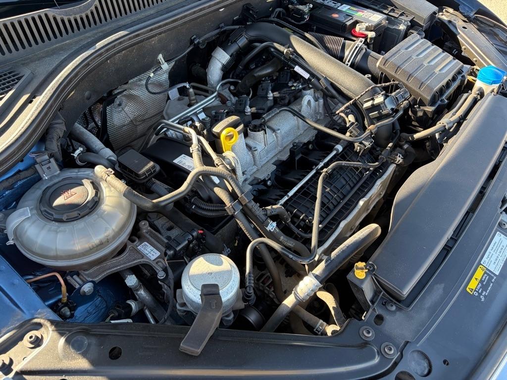 Volkswagen Jetta 1.4T SEL 8A 2019