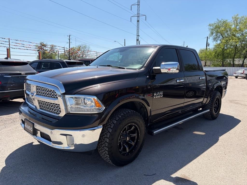 RAM 1500 Laramie Crew Cab SWB 2WD 2016