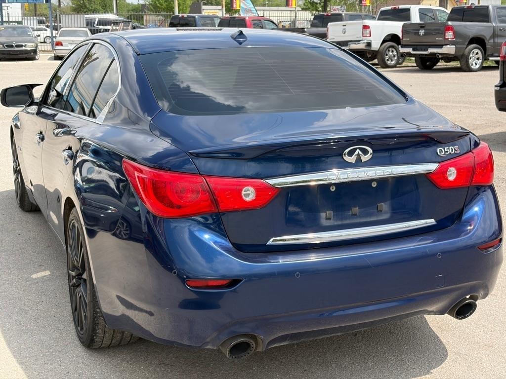 Infiniti Q50 Red Sport 400 2016