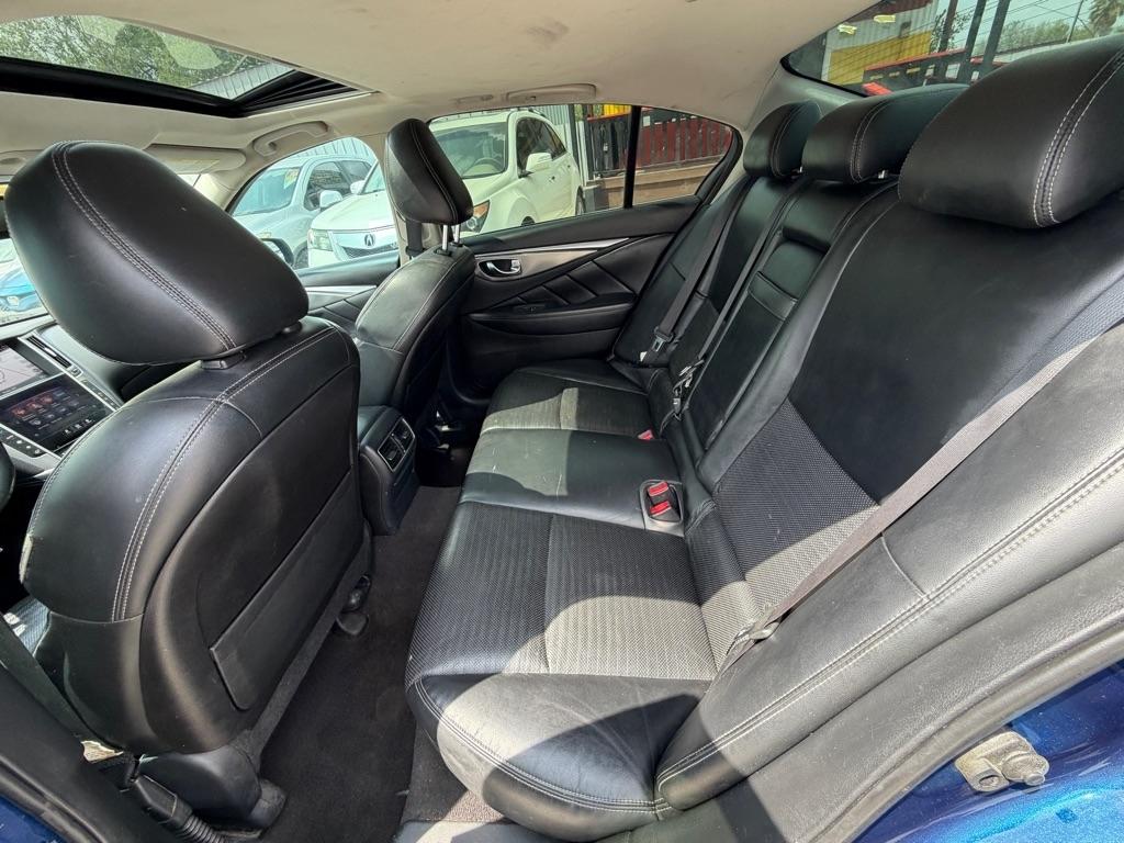 Infiniti Q50 Red Sport 400 2016