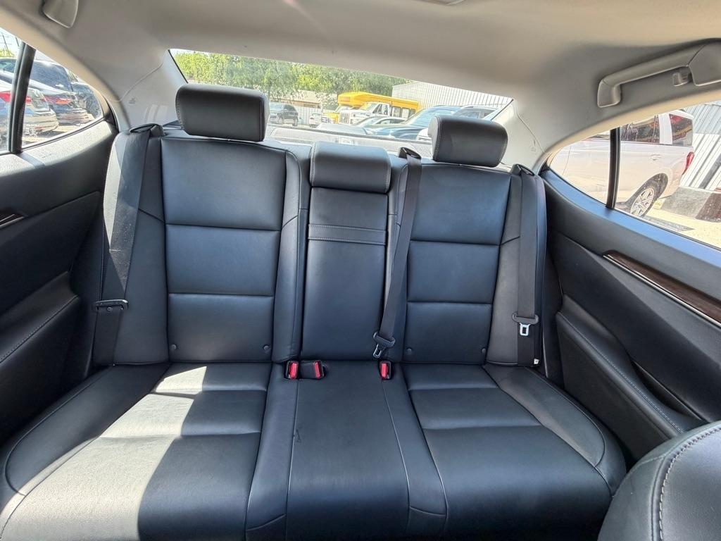 Lexus ES 350 Sedan 2013