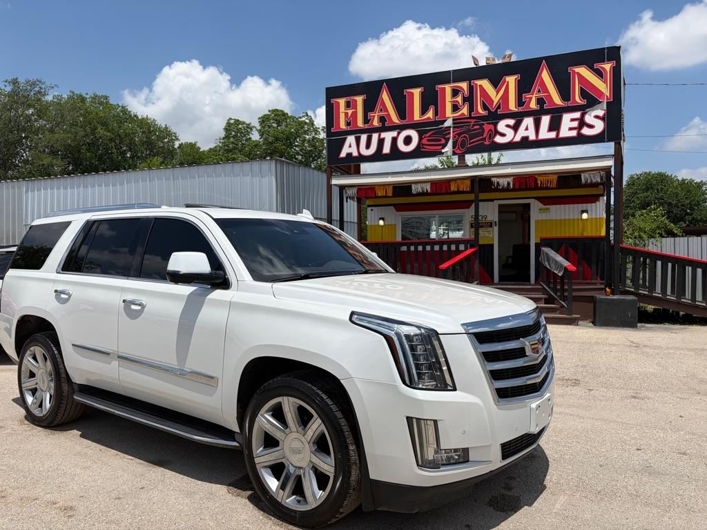Cadillac Escalade Luxury 2WD 2016