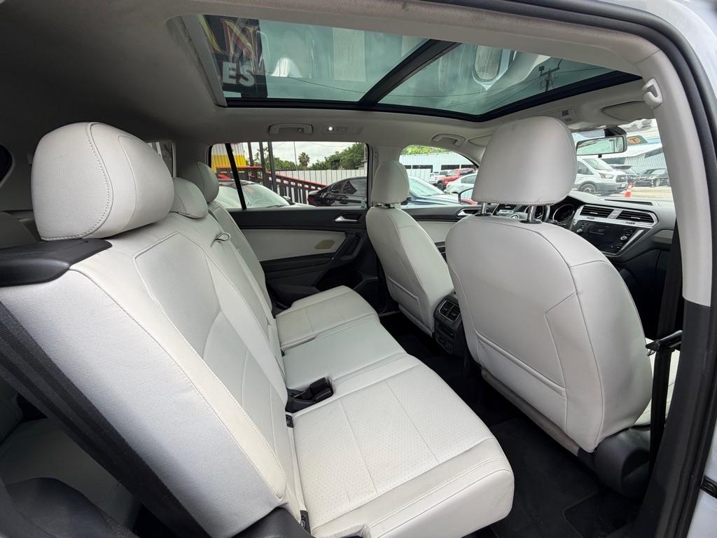 Volkswagen Tiguan SE 2018