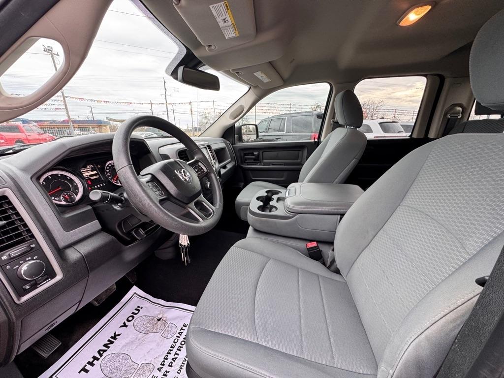 RAM 1500 Classic Tradesman Quad Cab 2WD 2020