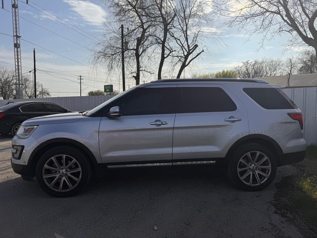 Ford Explorer Limited 4WD 2017