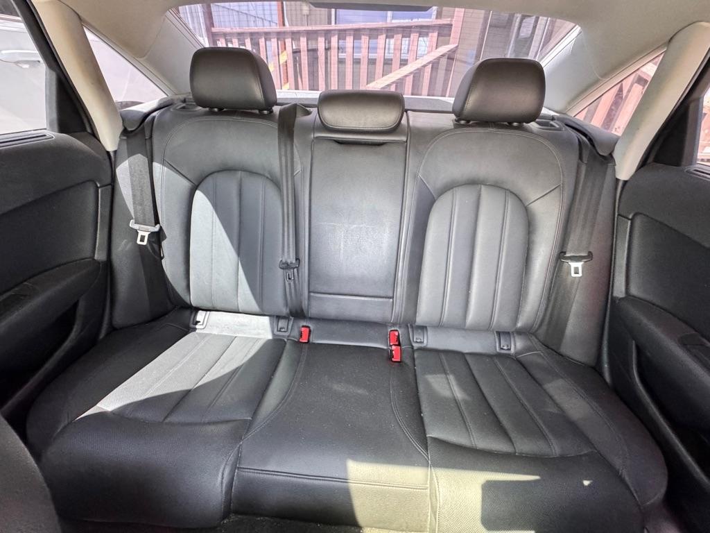 Audi A6 3.0T Prestige quattro 2015