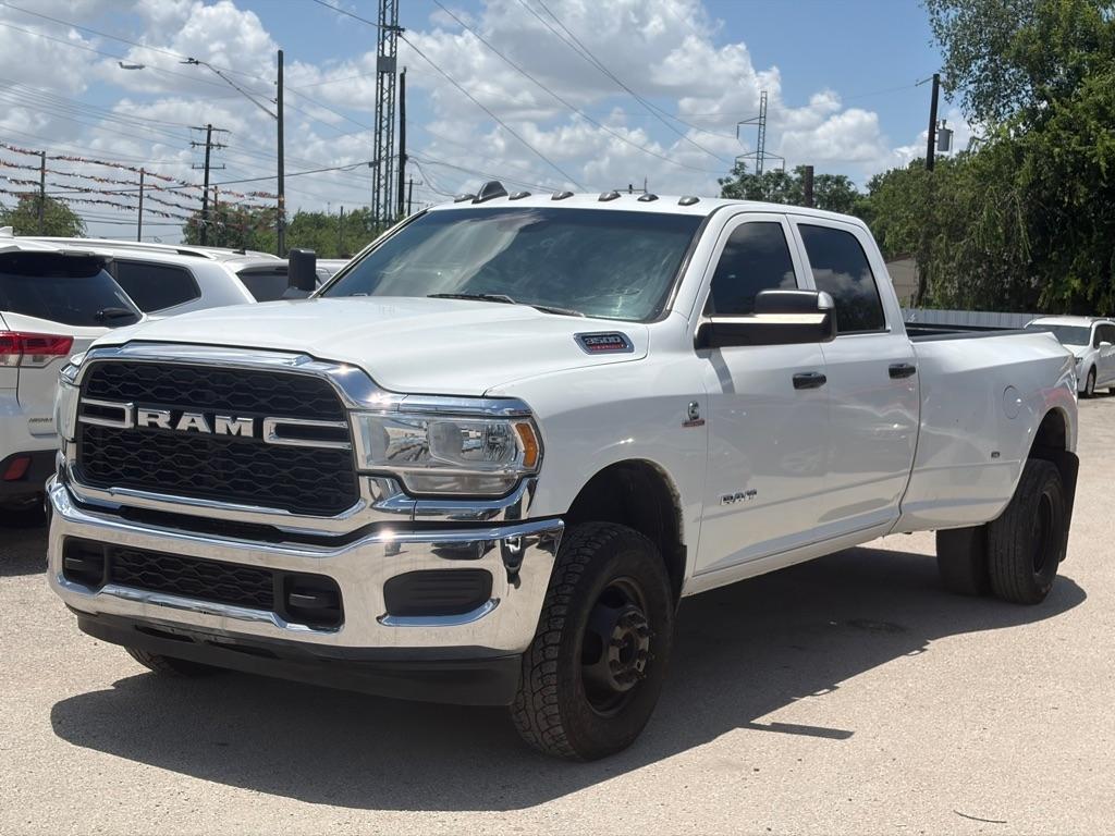 RAM 3500 Tradesman Crew Cab 4WD DRW 2019