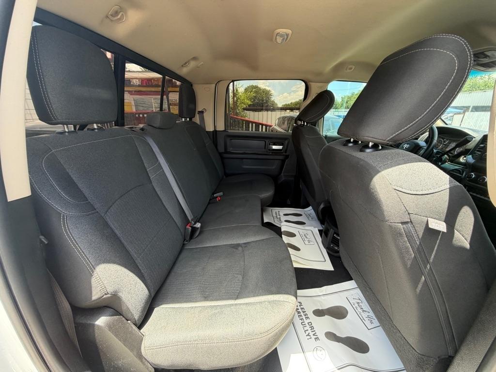 RAM 3500 Tradesman Crew Cab 4WD DRW 2019