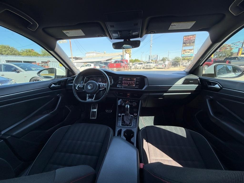 Volkswagen Jetta GLI S 7A 2019