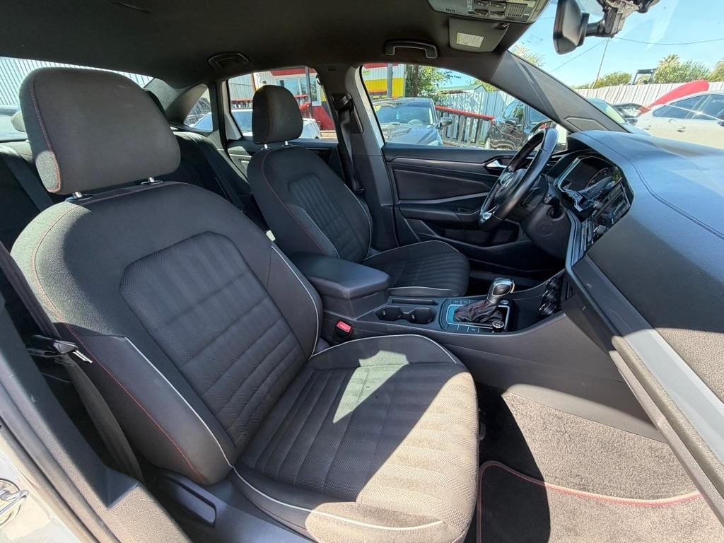 Volkswagen Jetta GLI S 7A 2019
