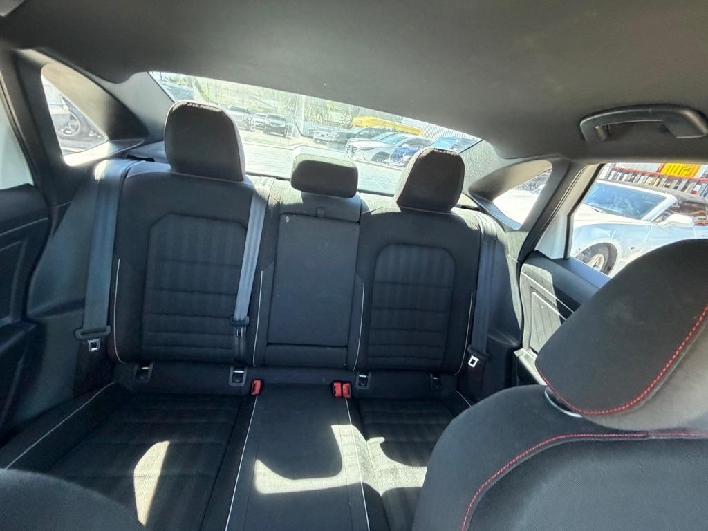 Volkswagen Jetta GLI S 7A 2019