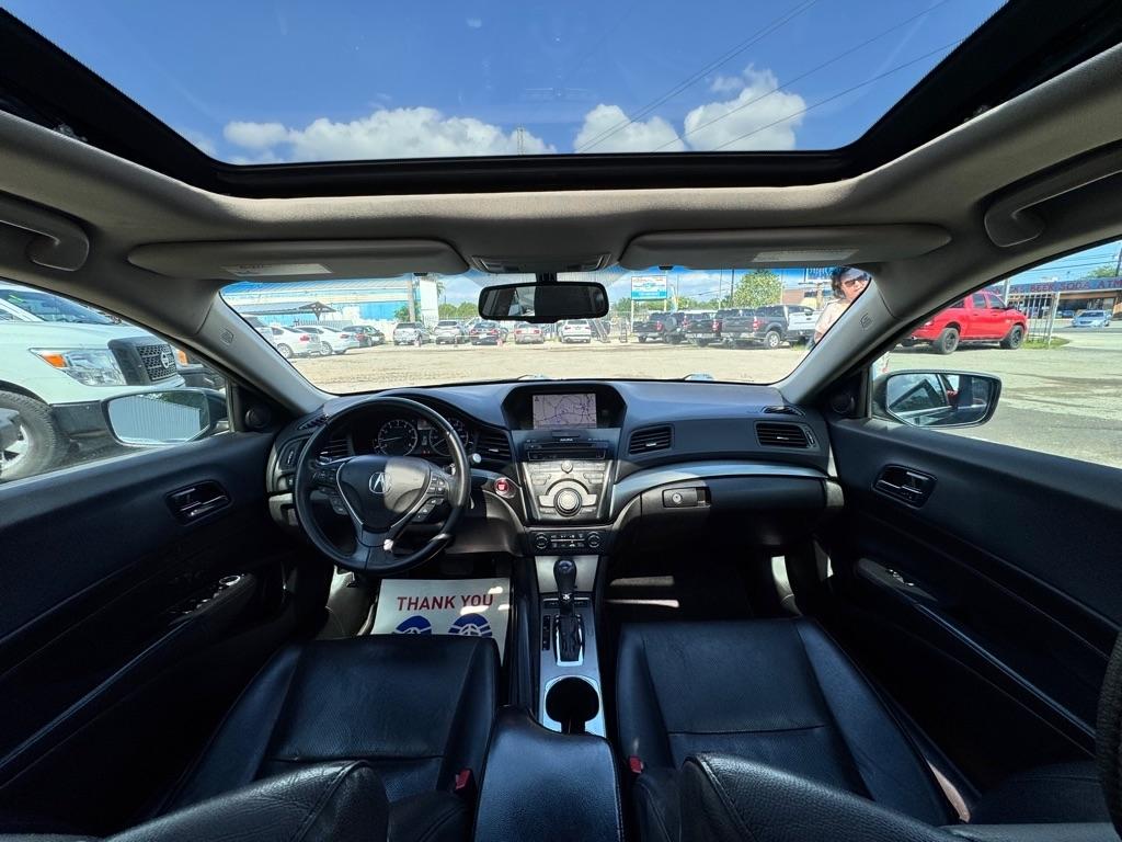 Acura ILX 5-Spd AT w/ Technology Package 2015