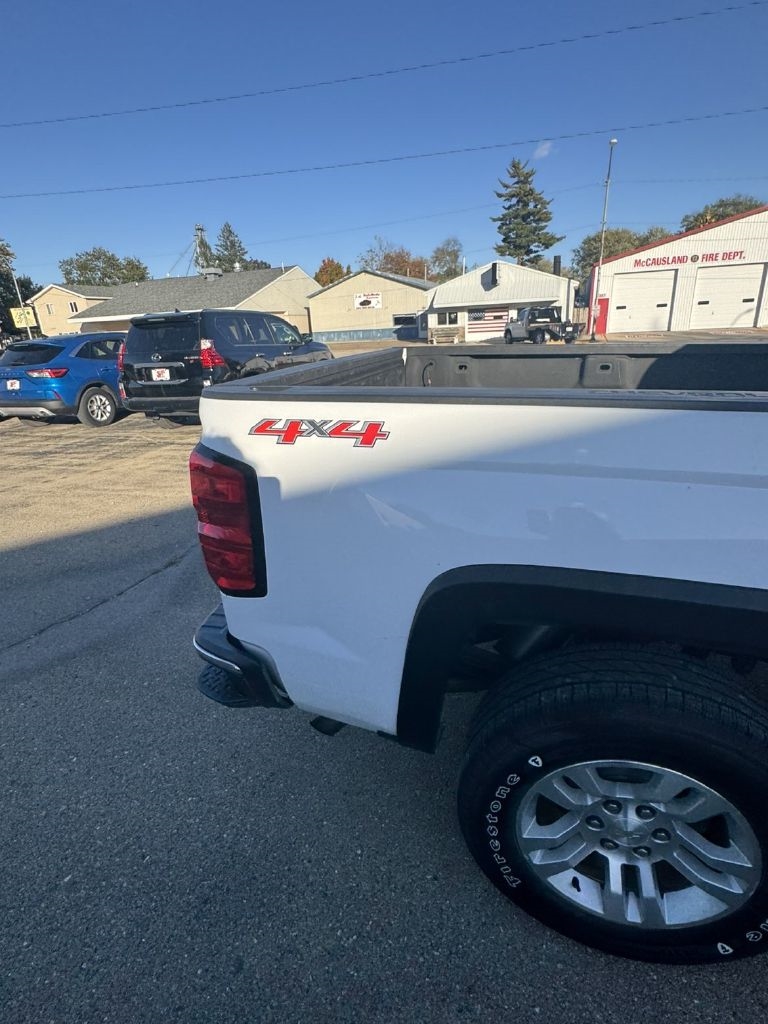 Chevrolet Silverado 1500 LT Double Cab 4WD 2015 Chevrolet Silverado 1500 LT Double Cab 4WD 2015