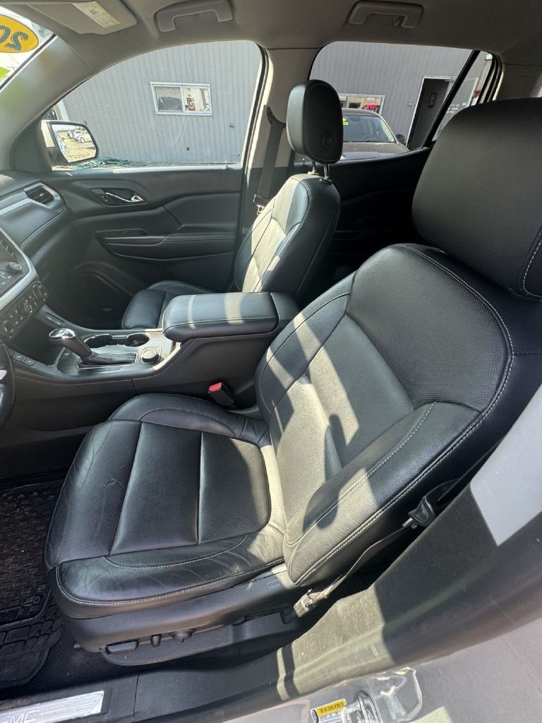 GMC Acadia SLT-1 AWD 2017 GMC Acadia SLT-1 AWD 2017