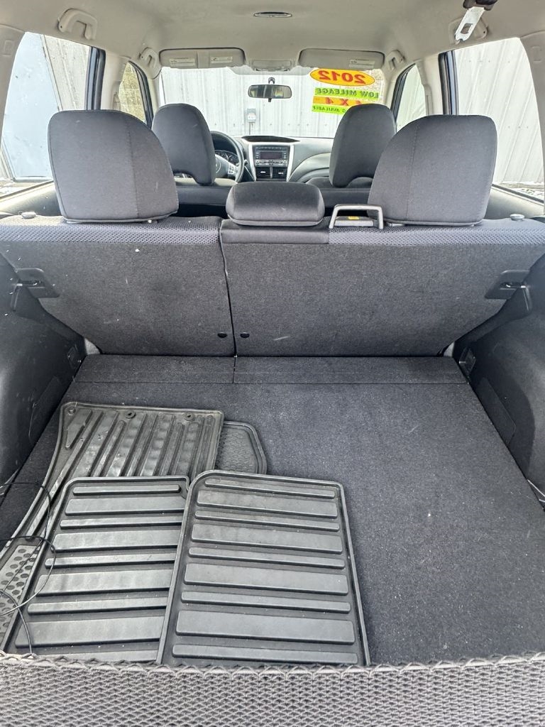 Subaru Forester 2.5X 2012