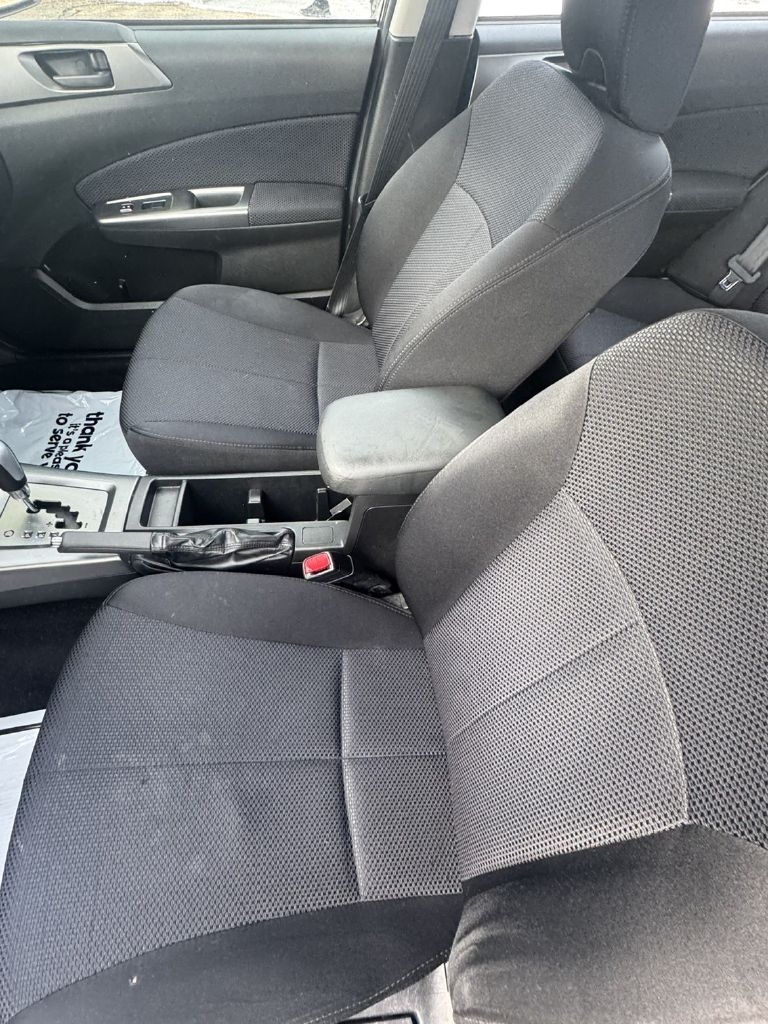 Subaru Forester 2.5X 2012